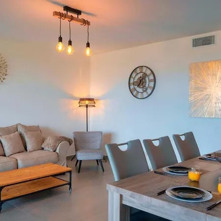 Apartmán Solaneos Propose Magnifique T4 Neuf Sur Le Port Avec Piscine Chauffee Porto-Vecchio (Corsica)