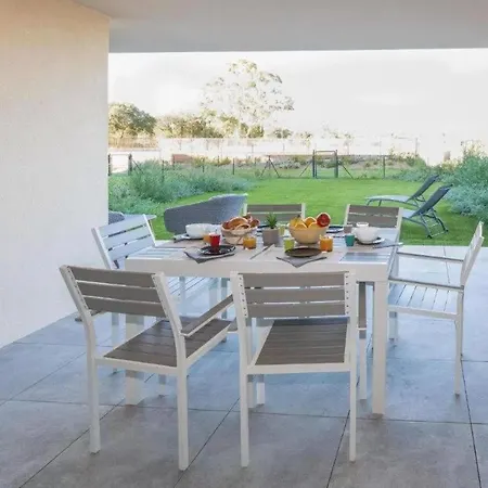 Solaneos Propose Magnifique T4 Neuf Sur Le Port Avec Piscine Chauffee شقة *